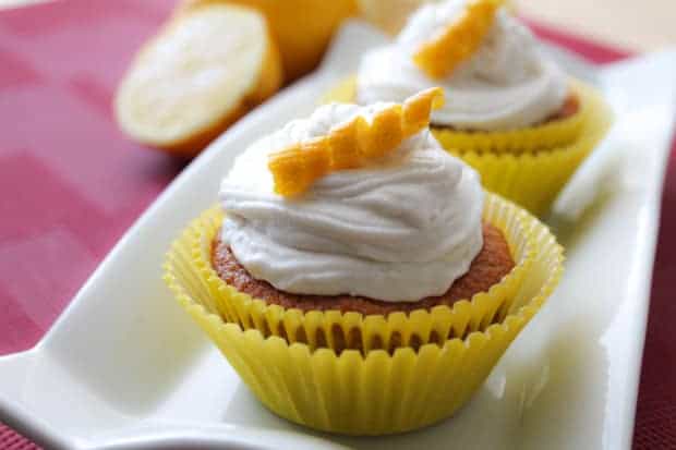 Lemon and Greek Yogurt Cupcakes