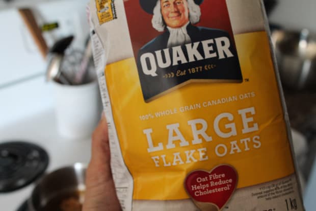 a bag of large flake oats