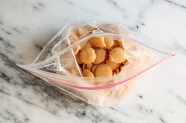 Peachy Frozen yogurt Bites in a snack bag