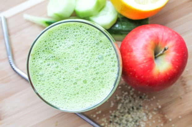 Drinking a smoothie a day keeps the doctor away! This Detox Green Smoothie is a fresh, banana free option that is bursting with vitamins and minerals.