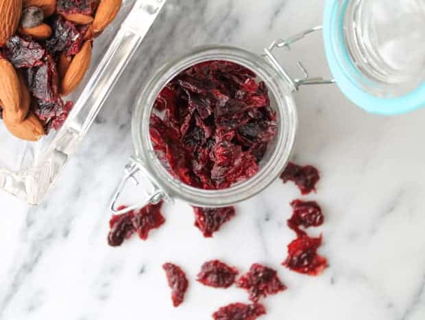 How to Make Dried Cranberries
