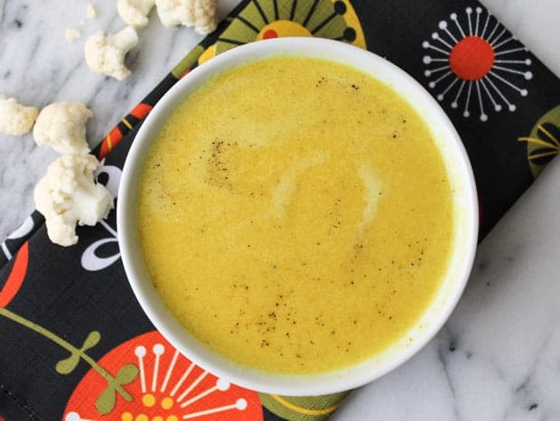 Cheesy Cauliflower & Leek Soup – Vegan & Gluten Free