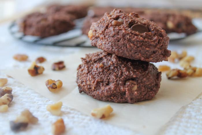 Chocolate Cream Walnut Cookies-6