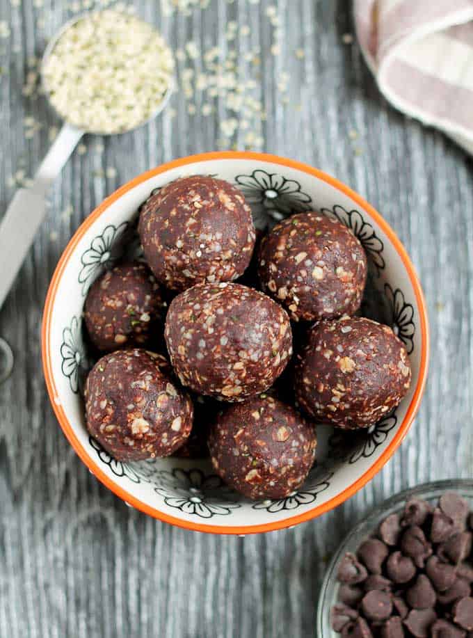 Chocolate Peanut Butter Hemp Seed Balls Recipe