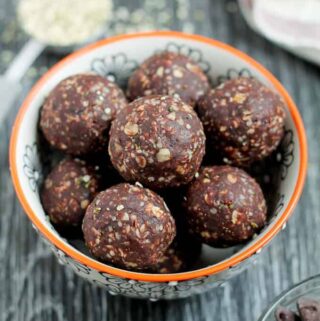 Chocolate Peanut Butter Hemp Seed Balls Recipe