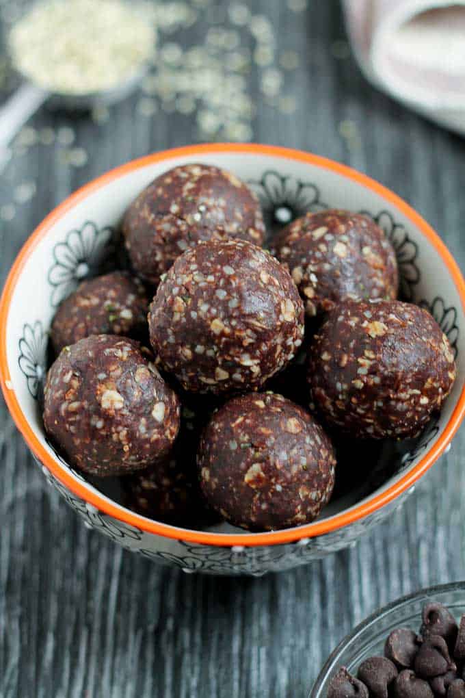 Chocolate Peanut Butter Hemp Seed Balls Recipe