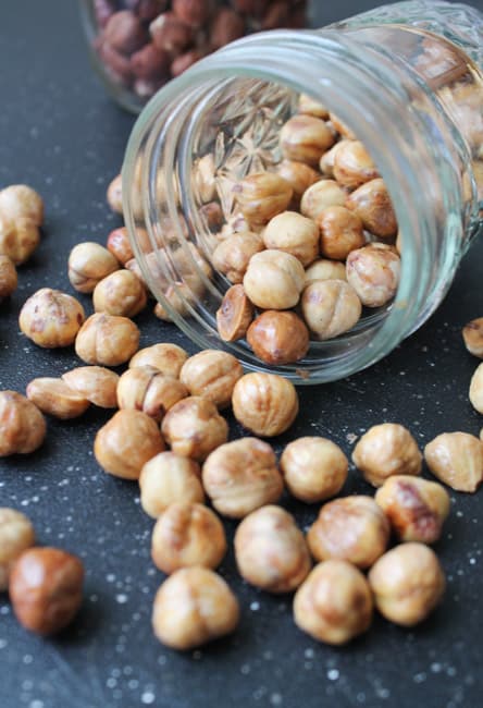 How To Roast Peel Hazelnuts Two Methods The Honour System