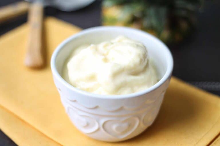 Homemade Frozen Yogurt with Pineapple