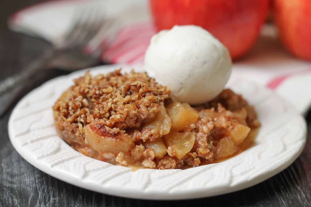 Instant Pot Apple Crumble - Vegan - The Honour System