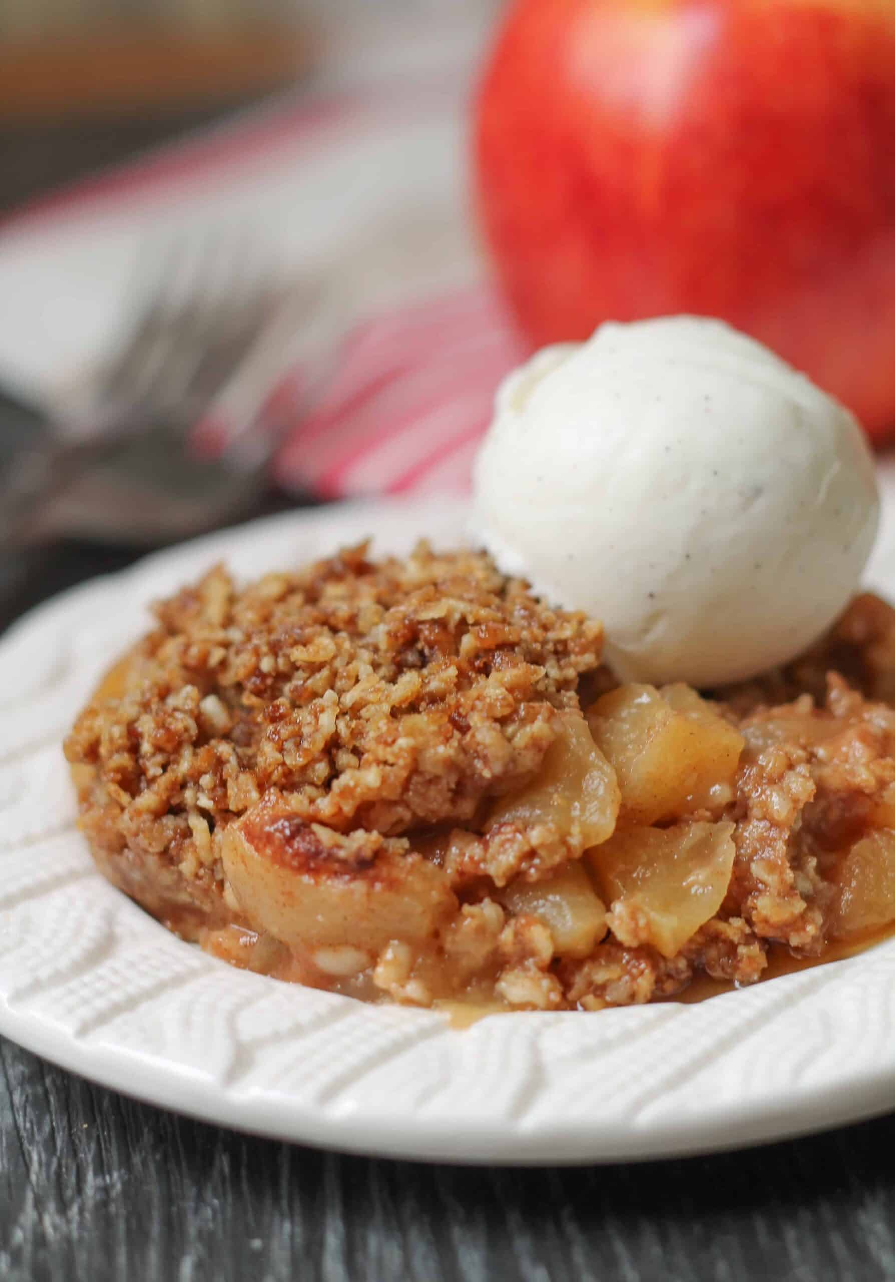 Instant Pot Apple Crumble - Vegan - The Honour System