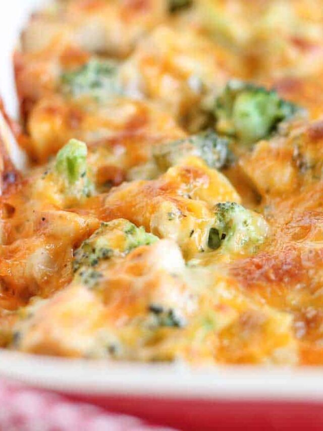 chicken broccoli bake in a dish.