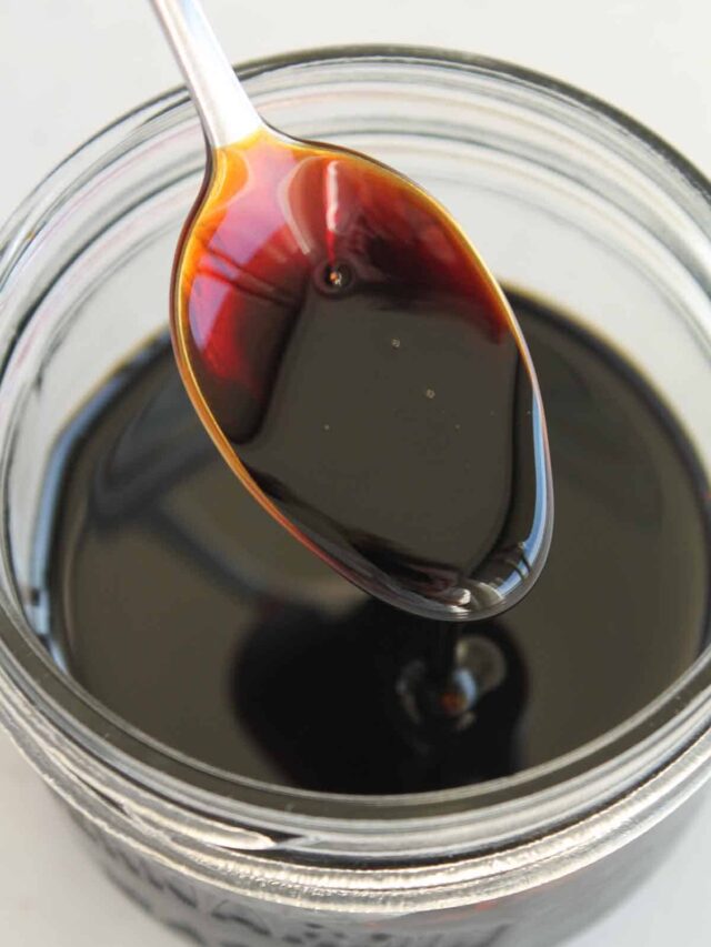 How to Make Balsamic Glaze – Drizzle on Roasted Vegetables or Salad