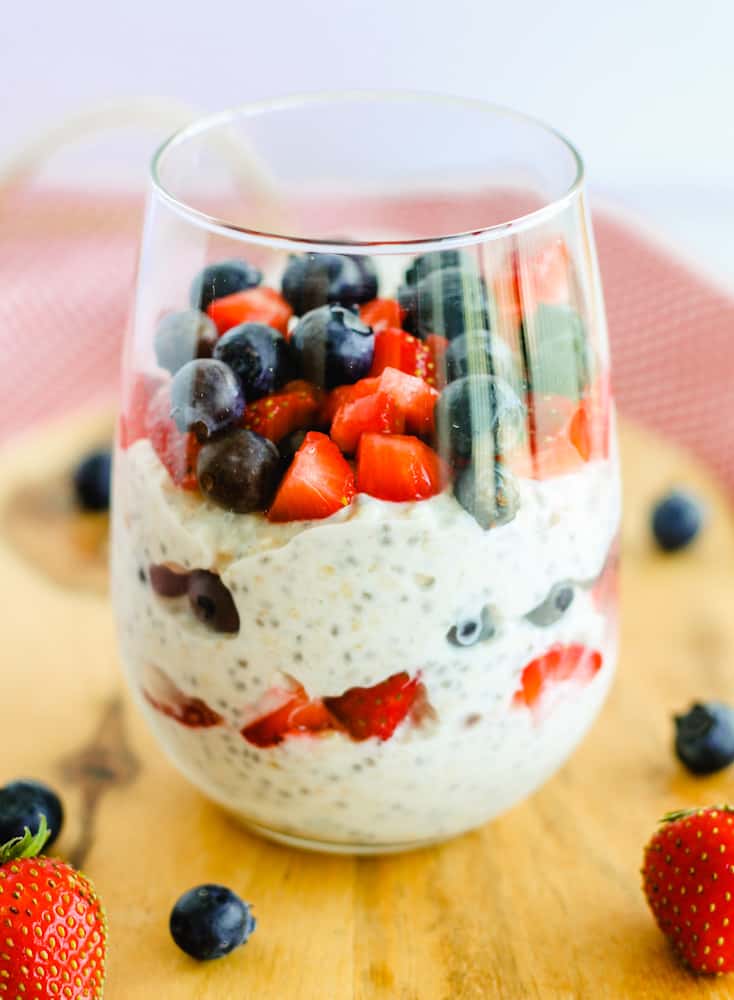 Chia Overnight Oats with fresh berries - The Honour System