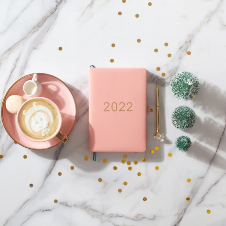 11 Best Goal Setting Planners for 2022