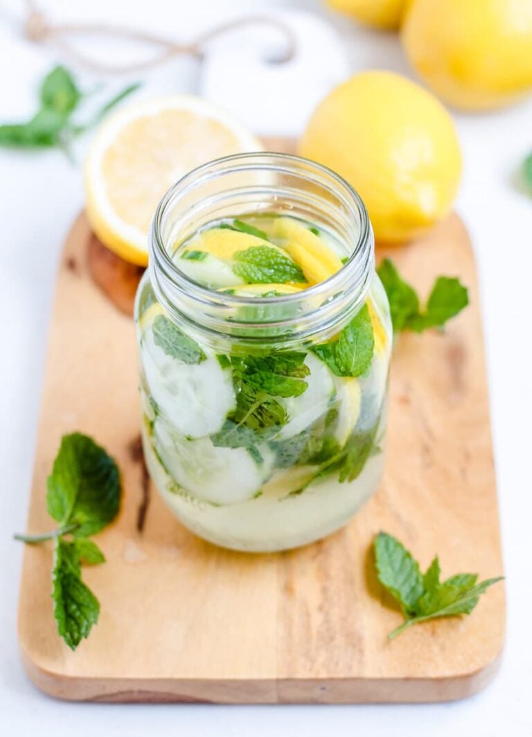 Detox Water Infused with Lemon, Mint, and Cucumber