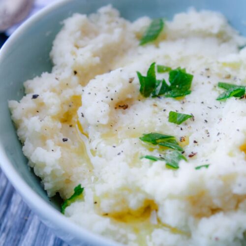 Mashed Cauliflower with Roasted Garlic and Olive Oil