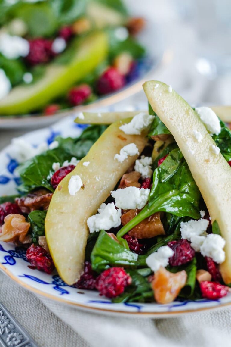 Spinach Salad with Pears and Balsamic Cranberries