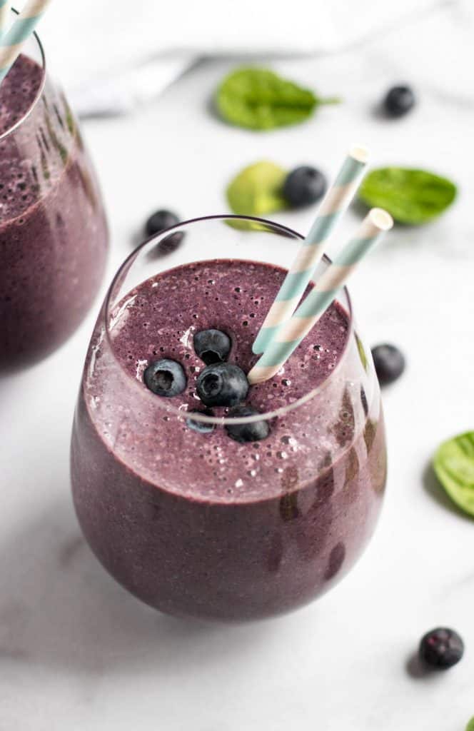 anti-inflammatory smoothie in a glass.