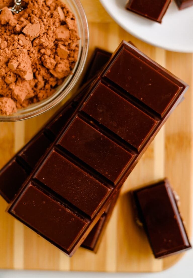 How to Make Homemade Dark Chocolate Bars with Only Three Ingredients