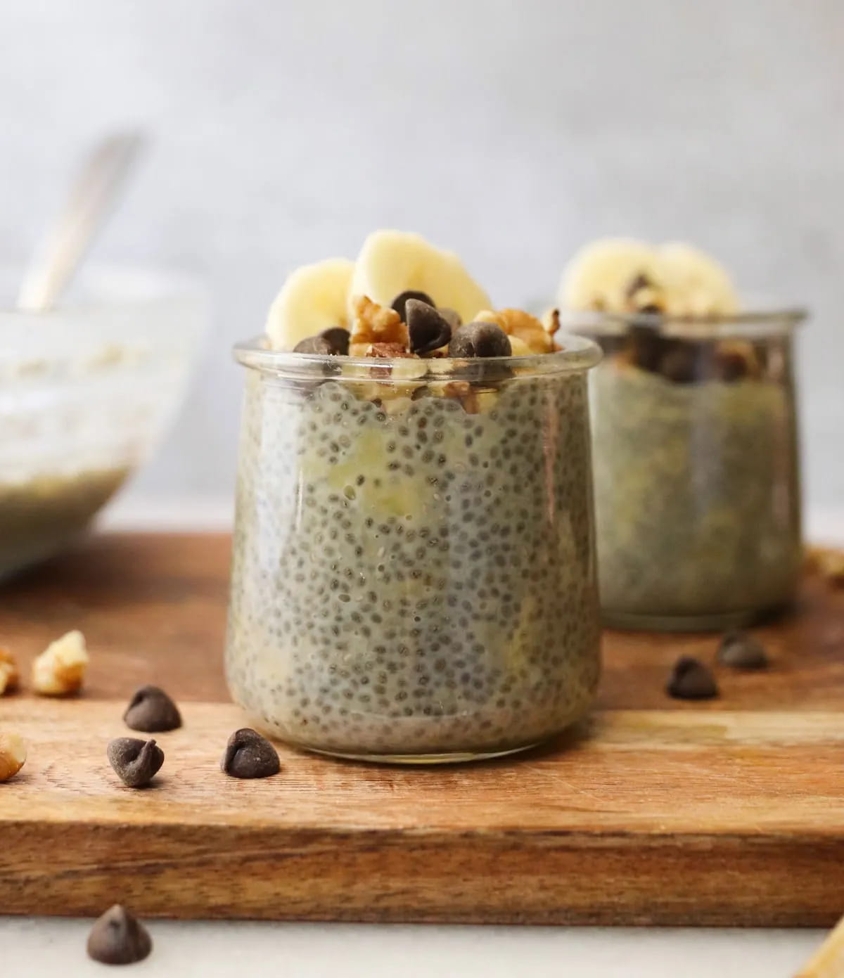 banana chia pudding.