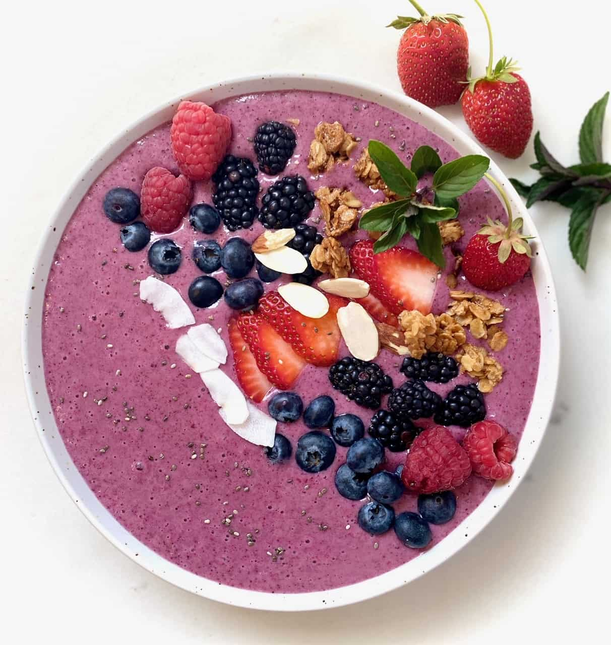 berry smoothie bowl.