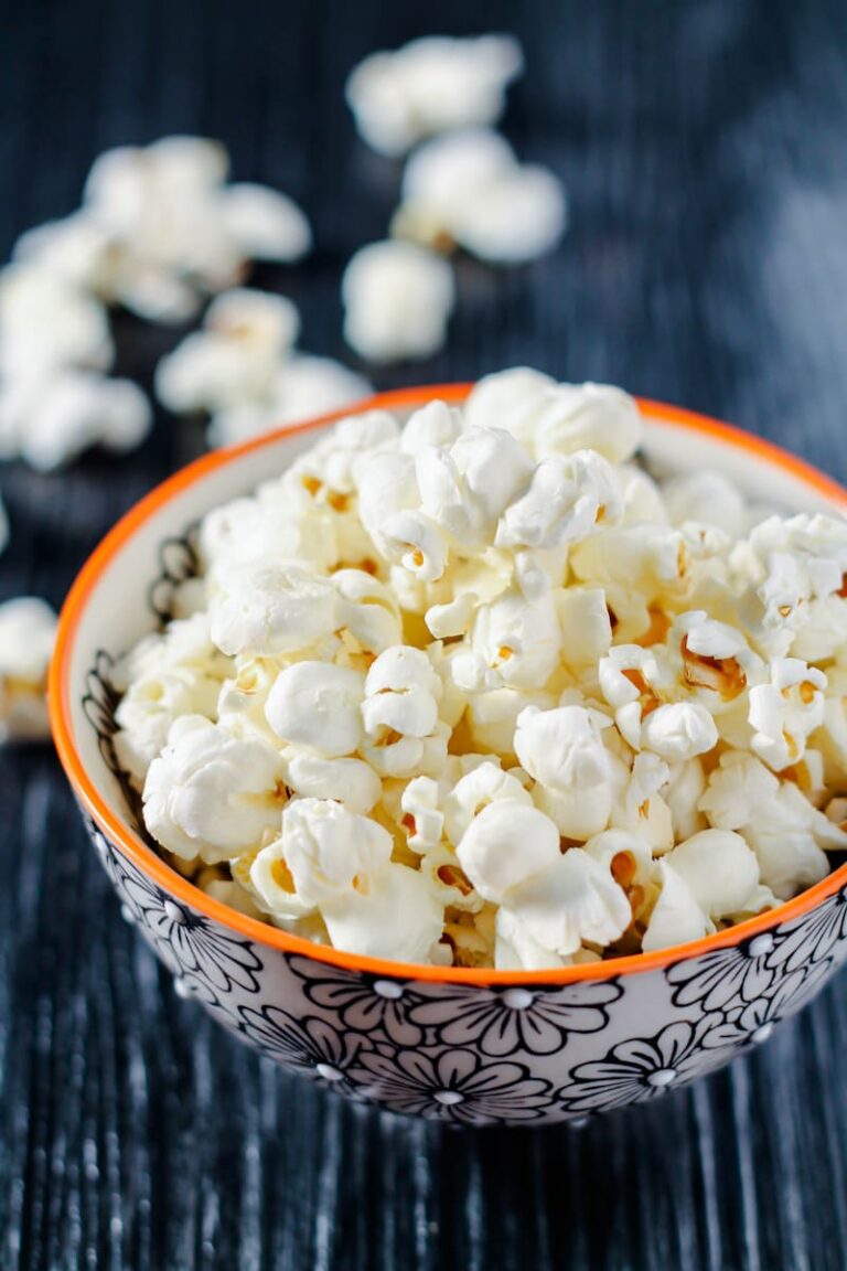 Coconut Oil Popcorn – Step by Step Stovetop Instructions