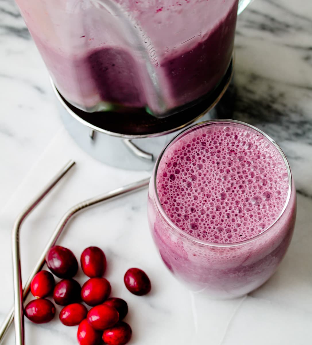 Easy Cranberry Smoothie - Healthy + Creamy Recipe