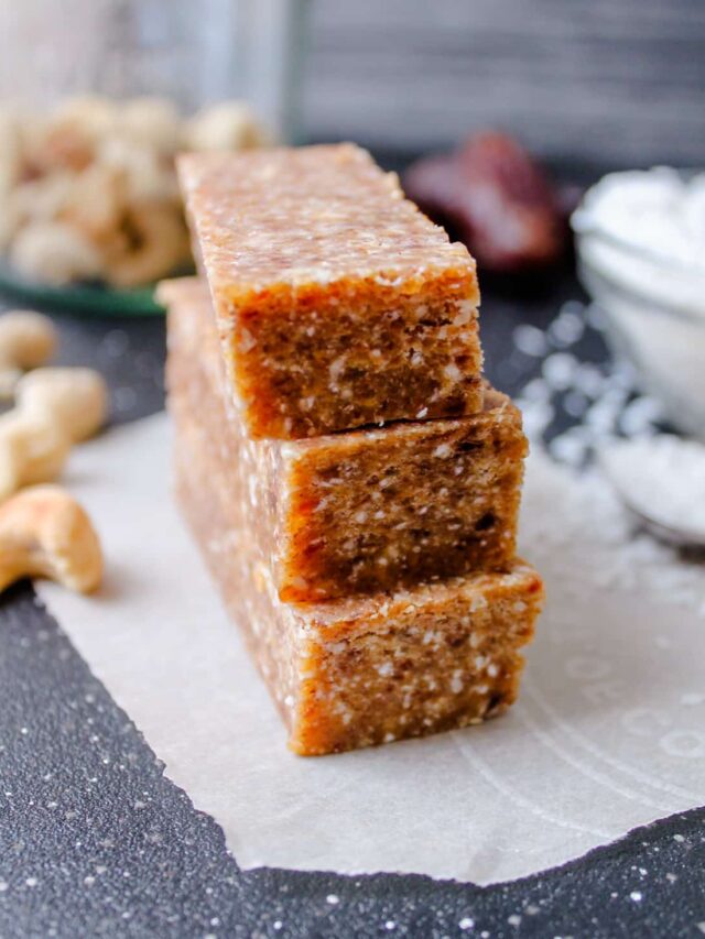 How to Make Toasted Cashew Coconut Bars