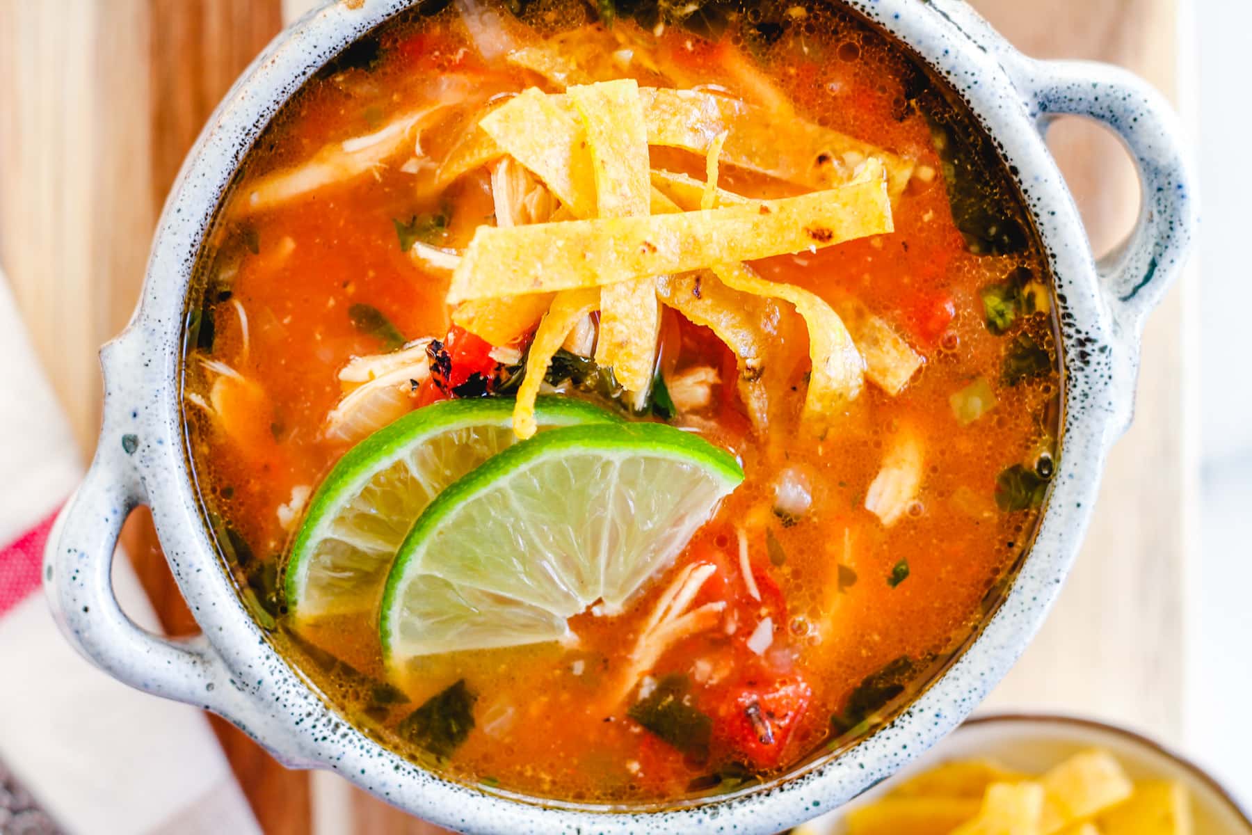 overhead image of a bowl of sopa de lima.
