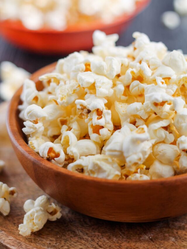 How to Make Stovetop Coconut Oil Popcorn