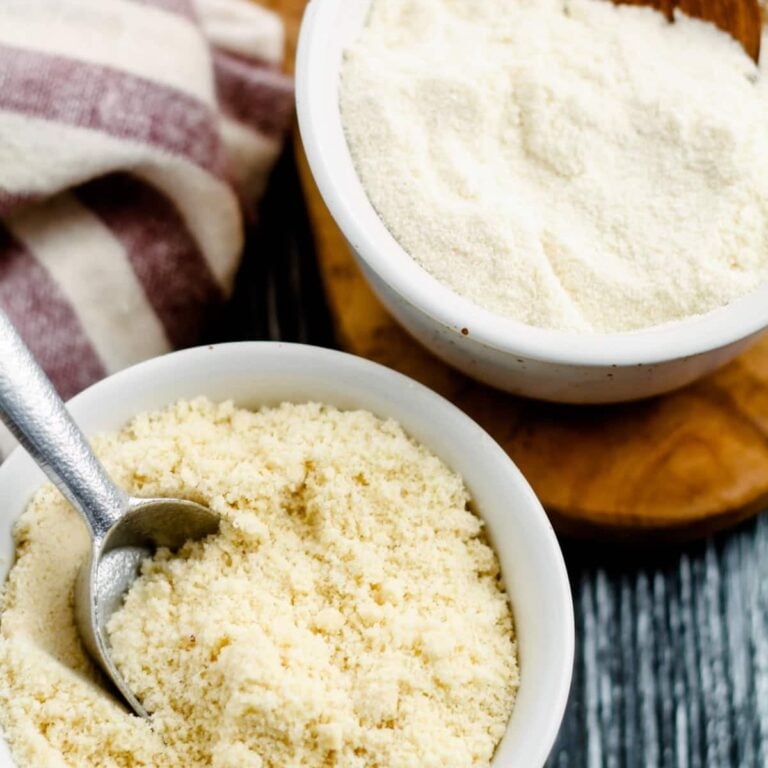 Almond Flour vs Coconut Flour