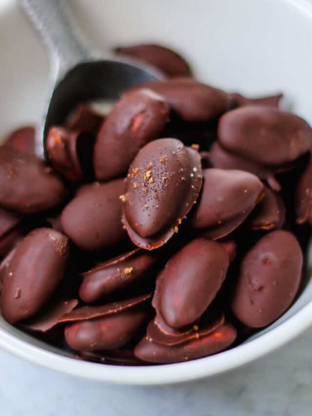 How to Make Chocolate Covered Almonds