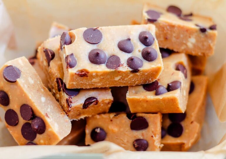 A container of freezer fudge.