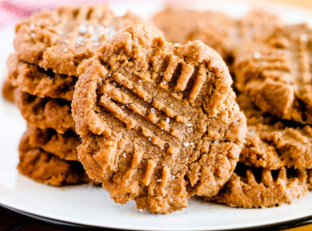 A plate of keto peanut butter cookies.