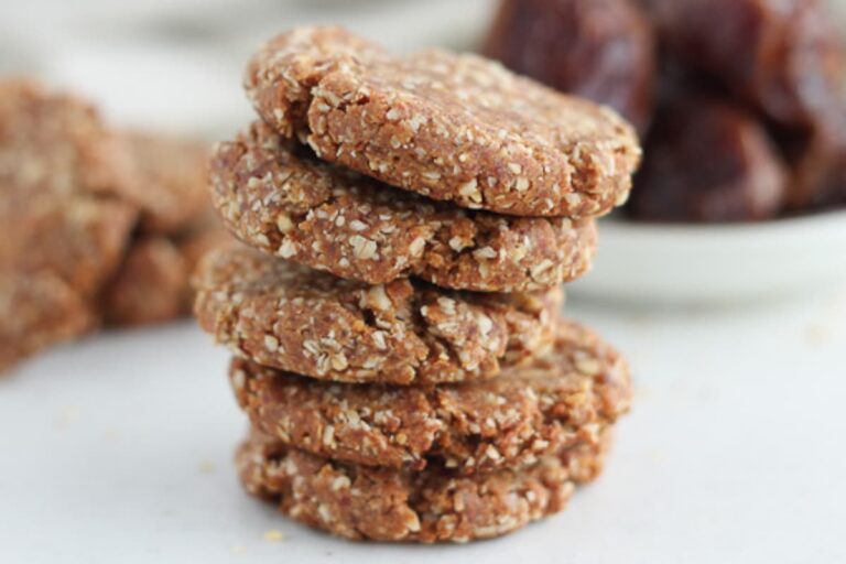 A stack of date cookies.