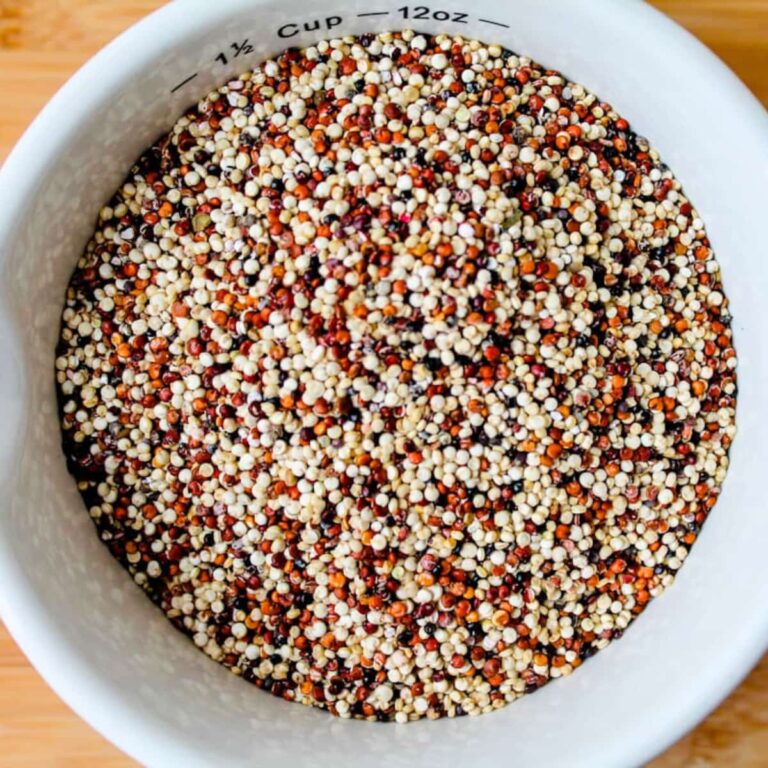 What is Quinoa? A Closer Look at This Super Seed
