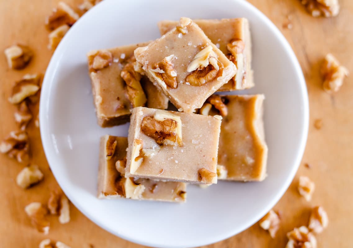 Overhead image of tahini fudge on a plate.