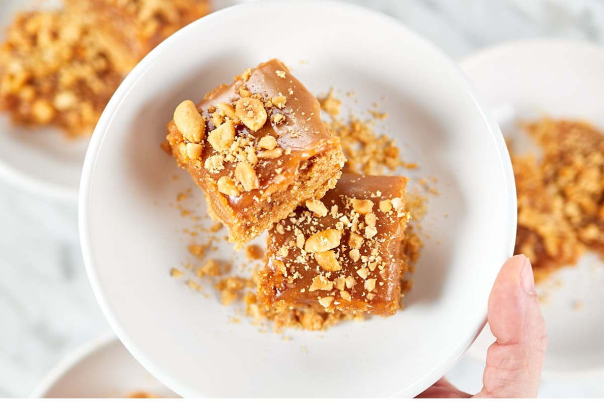 A plate of peanut butter blondies.