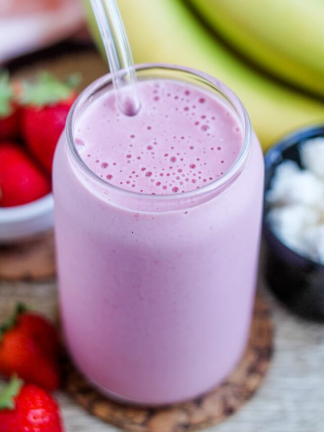 Cottage cheese smoothie in a glass.