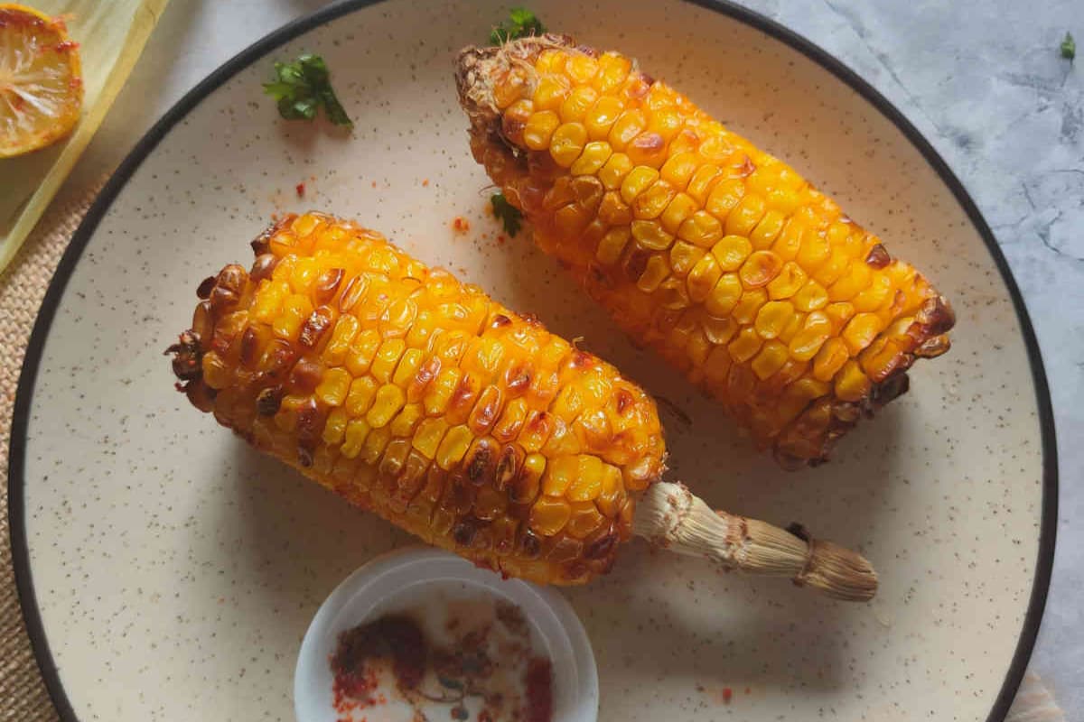 A plate of air fryer corn.