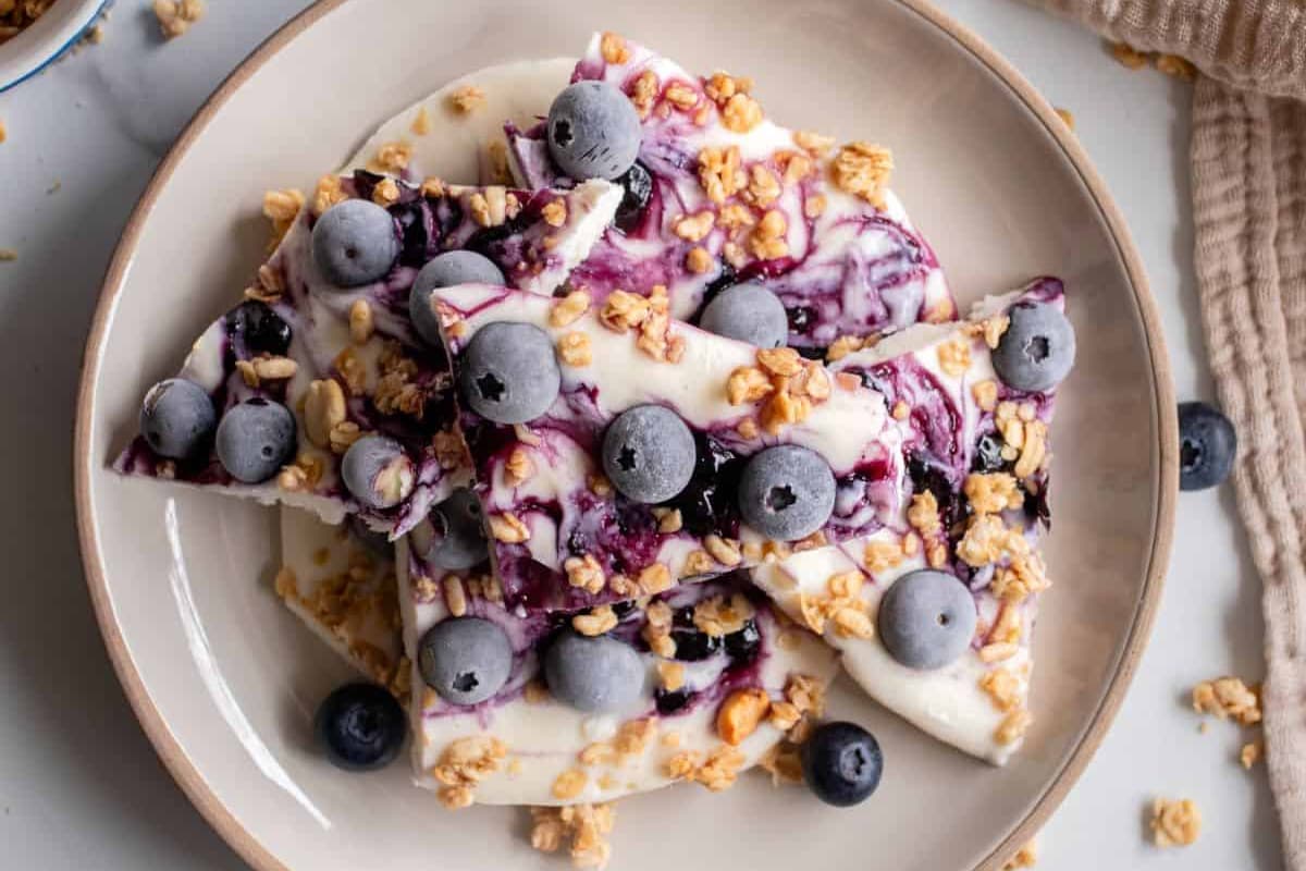 A plate of blueberry bark.