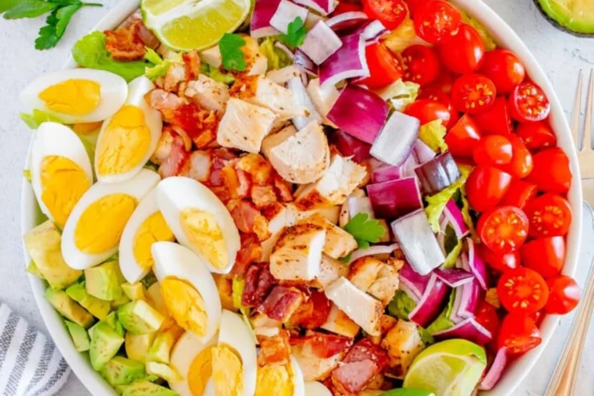 A bowl of cobb salad.