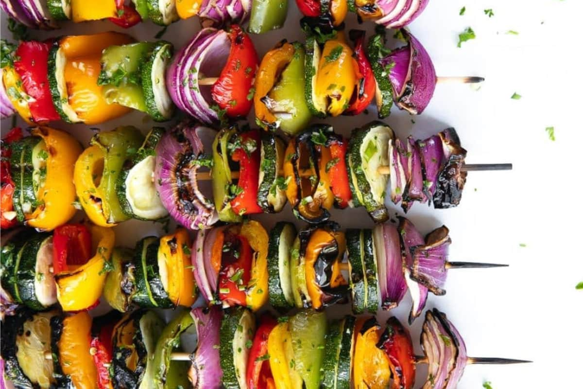 A platter of grilled veggie skewers.