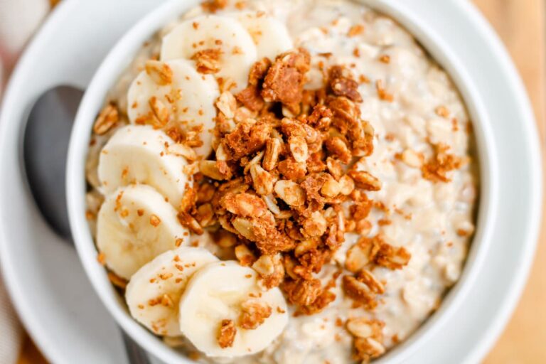 Overhead image of peanut butter banana overnight oats.