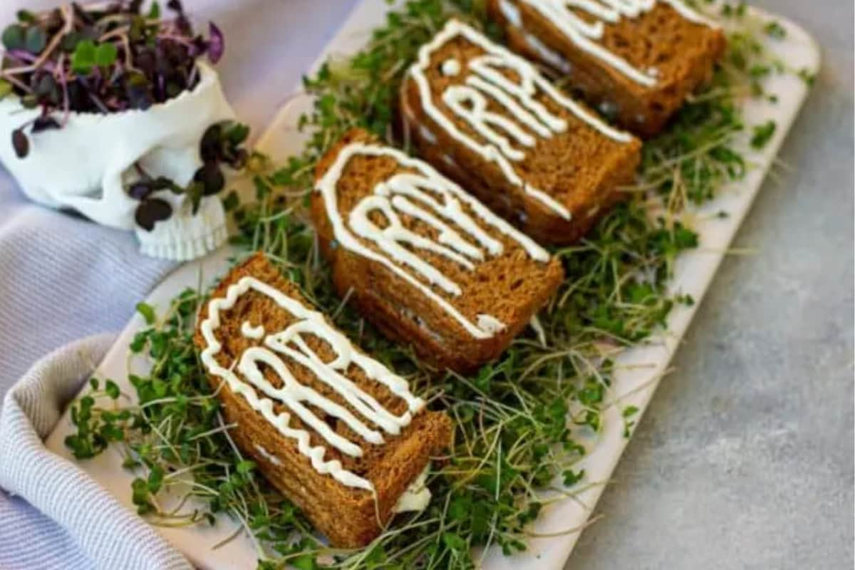 A plate of tombstone sandwiches.