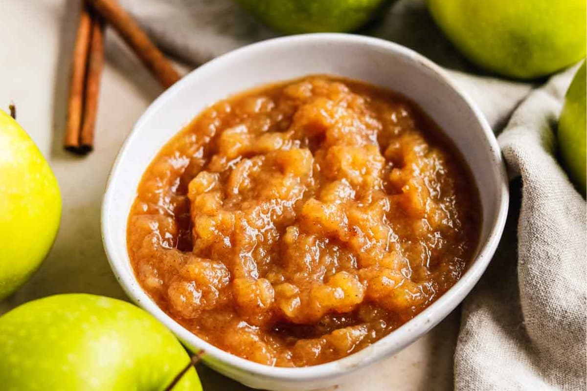 A bowl of unsweetened applesauce.