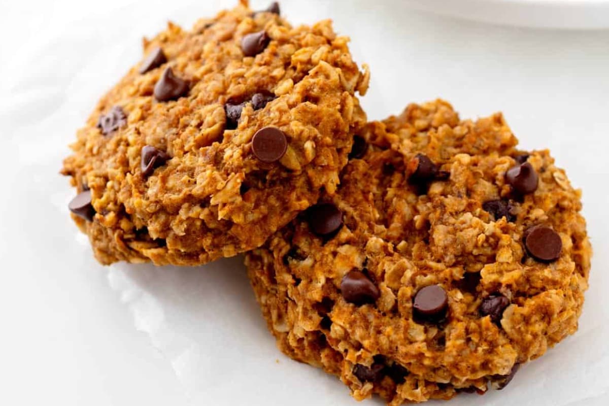 A plate of banana pumpkin cookies.