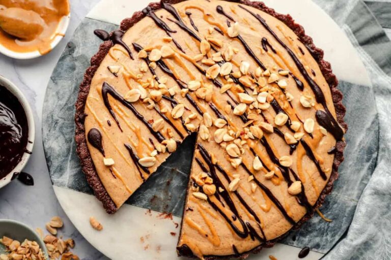 Overhead image of a peanut butter pie.