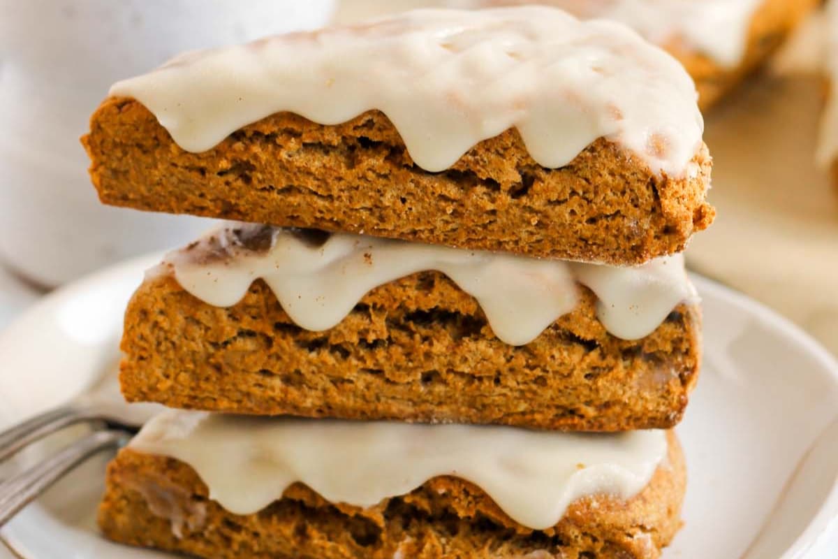 A plate of pumpkin scones.