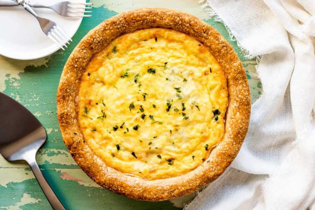 A dish of quiche Lorraine.